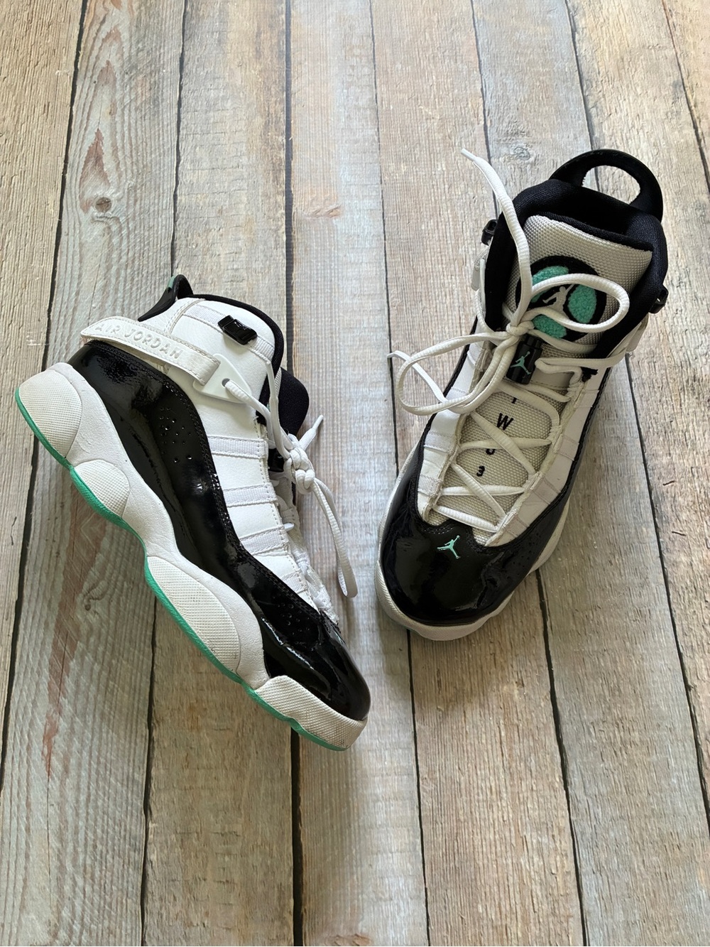 Jordan 6 Rings White/Black/LUCKY Green Basketball Sneaker Shoe Sz: 7Y US Boy's